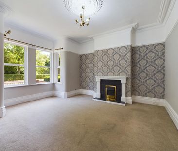 4 bedroom terraced house to rent - Photo 1