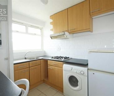 Studio to rent - Photo 4