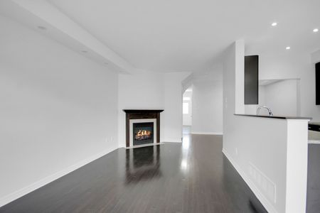 For Lease - 605 Sunburst Street, Leitrim, Ontario - Photo 2
