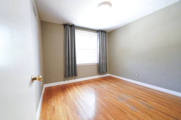 For Lease - 9 Mississauga Road Unit# Upper, Mississauga, Ontario - Photo 1
