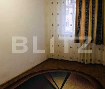 Apartament 3 camere, decomandat, Craiovita Noua - Fotografie 4