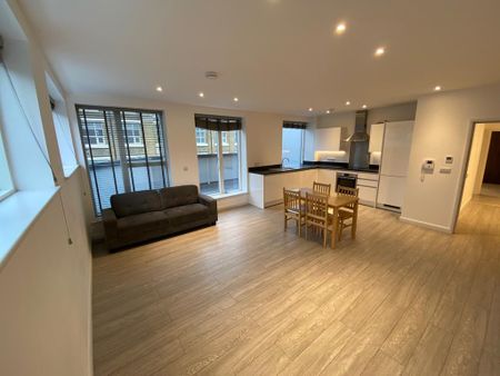 2 bedroom flat to rent - Photo 3