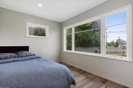 Newly Renovated 3BR Home Near Middlemore Hospital - Photo 5