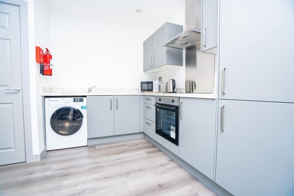 1 bedroom serviced apartment to rent - Photo 1