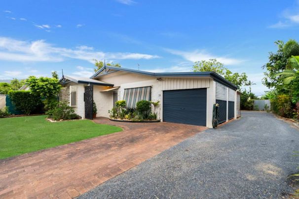 Superb Family Home - Electric Gate -2Bay Shed - Caravan Storage - Photo 1