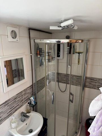 1 bedroom property to rent - Photo 3