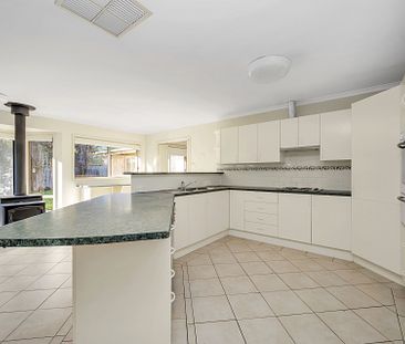 11 Nugent Close, Jerrabomberra - Photo 3