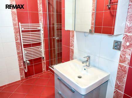 Pronájem bytu 2+kk 60 m² - Fotografie 5