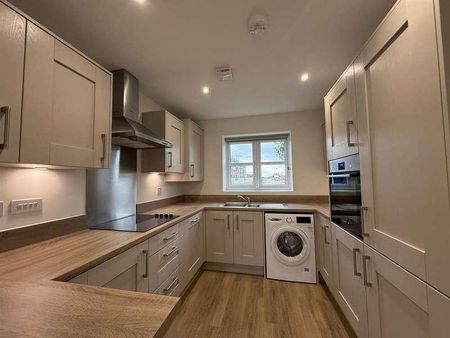 Rivington Park, Bolton, BL6 - Photo 3