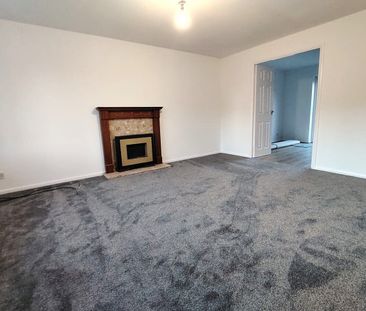 Severn Crescent, Chesterfield, North Wingfield - Photo 1