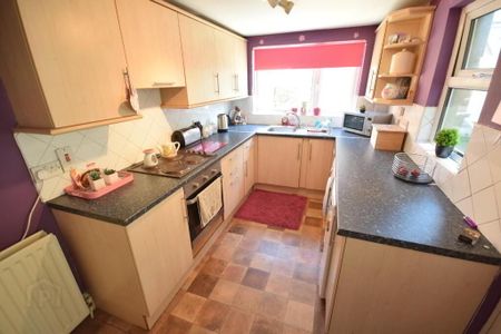 13 Alfred Street, Bangor, BT20 5DJ - Photo 4