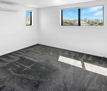 As new 1 Bedroom Townhouse with your own slice of green - Photo 3