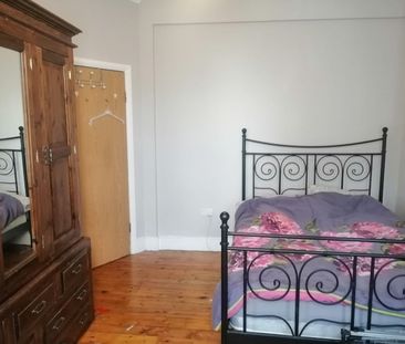 Room in a Shared House, Edward Road, E17 - Photo 1