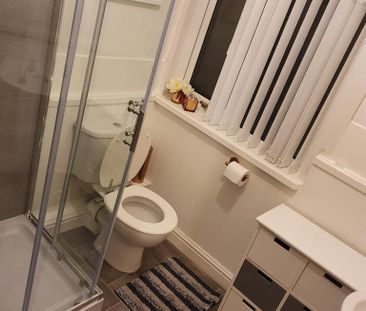 1 bedroom house of multiple occupation to rent - Photo 4