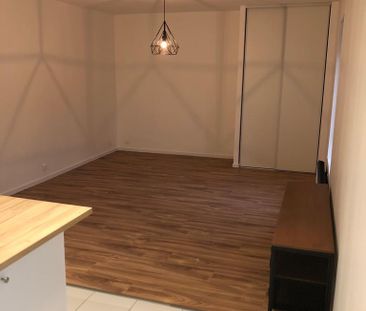 Location Appartement 1 pièce 29m² - Photo 6
