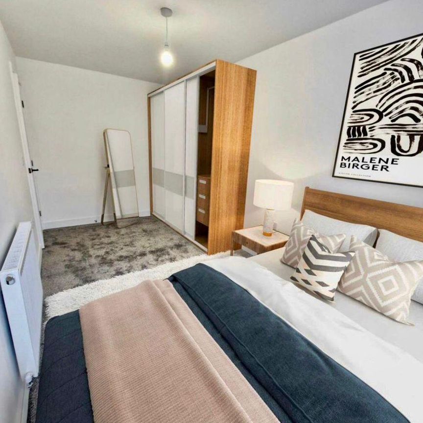 3 bedroom ground floor flat to rent - Photo 1