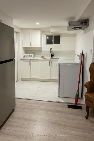 For Lease - 1018 Kennedy Road Unit# Basement A, Toronto, Ontario - Photo 2