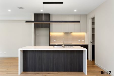 2/18 Leon Avenue, Rosanna - Photo 2