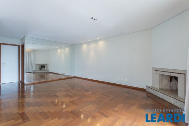 Apartamento - Photo 1