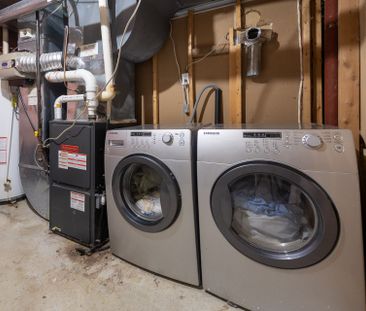 For Lease - 32 Hamills Crescent Unit# BSMT, Richmond Hill, Ontario - Photo 2