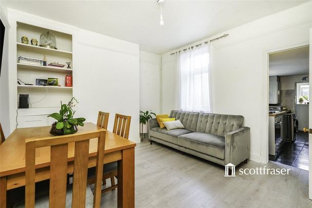 2 bedroom terraced house to rent - Photo 1