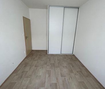 Pronájem bytu 2+kk 48 m2 - Fotografie 3