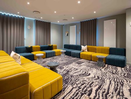 1 Bed Flat, Barking Wharf Square, IG11 - Photo 3