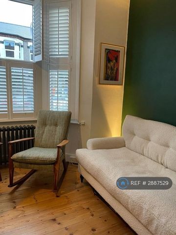 2 bedroom maisonette to rent - Photo 2