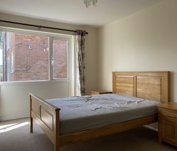 Crocus Way, Chelmsford, Springfield - Photo 2
