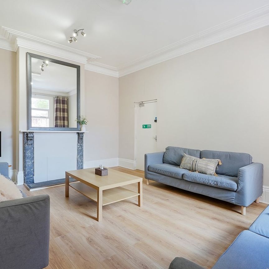 9 Bed Semi-Detached House, Upper Hanover Street, S3 - Photo 1