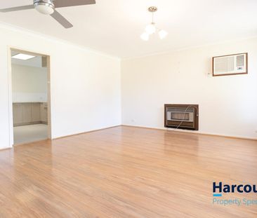 Spacious Home with Sunroom - Photo 3