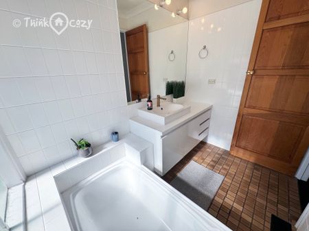 Sunshine West - Photo 5