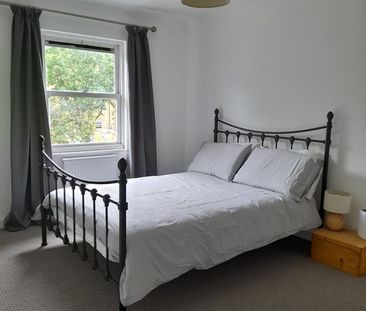 2 Bed Terraced House, Kendal Close, SW9 - Photo 6