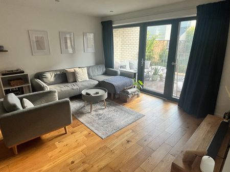 2 Bed Flat, Eythorne Road, SW9 - Photo 2