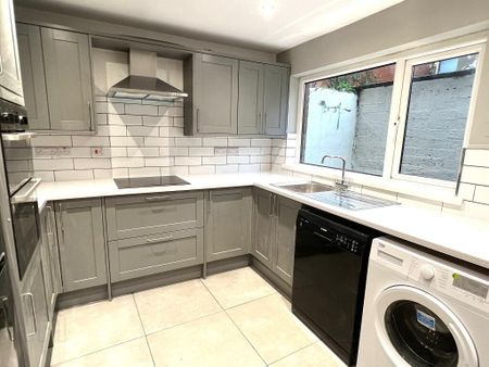 43 Dunvegan Street, Belfast, BT6 8GE - Photo 4