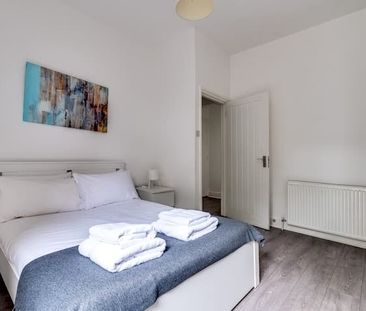 2 Bed Flat, Mostyn Avenue, HA9 - Photo 5