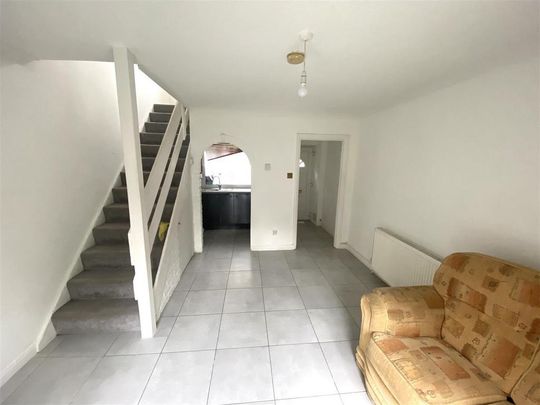 1 bedroom end of terrace house to rent - Photo 1