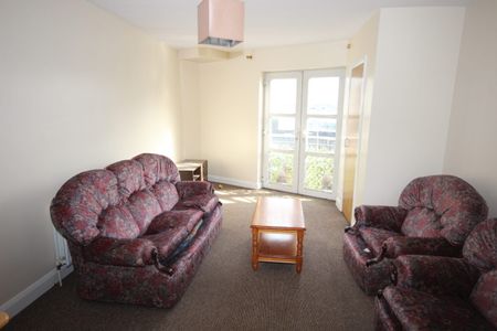 1 Station House, Pearse Road, Letterkenny, Co. Donegal, F92 H580 - Photo 2