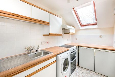 1 bedroom flat to rent - Photo 3