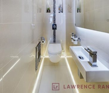 3 bedroom end of terrace house to rent - Photo 2