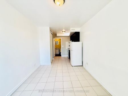 For Lease - 672-676 Sheppard Avenue Unit# 4L, Toronto, Ontario - Photo 4