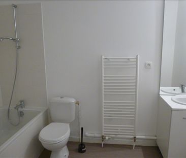 Location Appartement 2 pièces 46m² - Photo 4