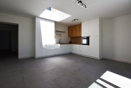 Gerenoveerde woning met 3 slaapkamers en tuin - Photo 3