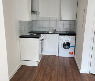 Studio Flat, Ferncroft Avenue, N12 - Photo 3