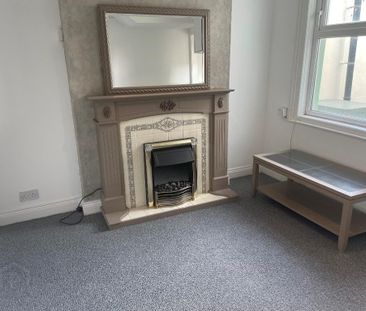 2 Adelaide Avenue, Whitehead, Carrickfergus, BT38 9RZ - Photo 2