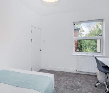 4 bedroom terraced house to rent - Photo 6