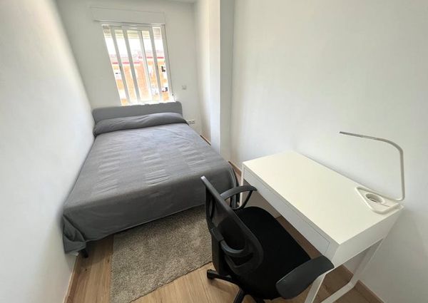 Avenida de las Ciudades, Getafe, Community of Madrid 28903