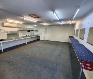 Dream Family Home with Massive Workshop & Dual Access - Tradies' Pa... - Photo 3