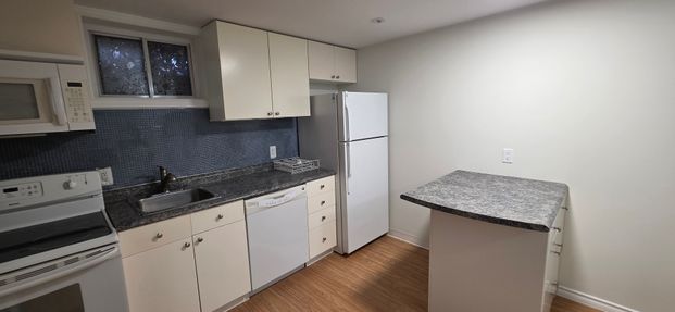 For Lease - 16 Lynwood Court, Brampton, Ontario - Photo 1