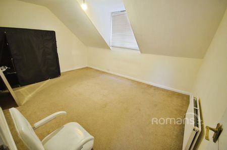 3 bedroom maisonette to rent - Photo 5
